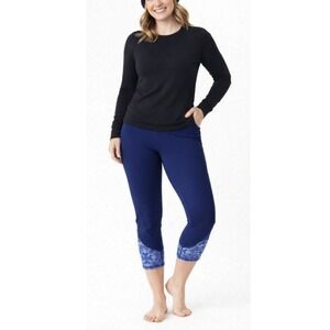 Gaiam Women's Navy Blue Mesh Inset Batik Bottom Print Capri Leggings Size M